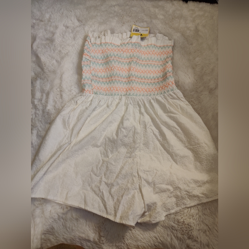 Strapless romper
